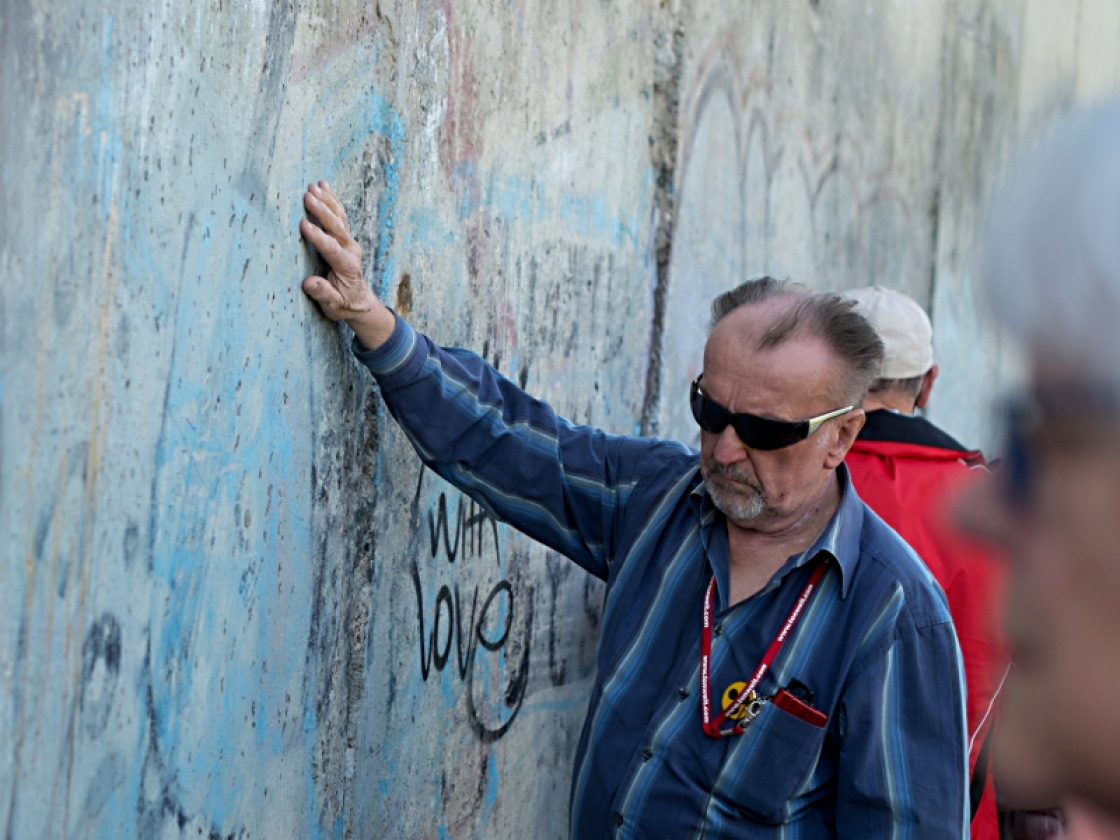 Tastführung an der Gedenkstätte Berliner Mauer