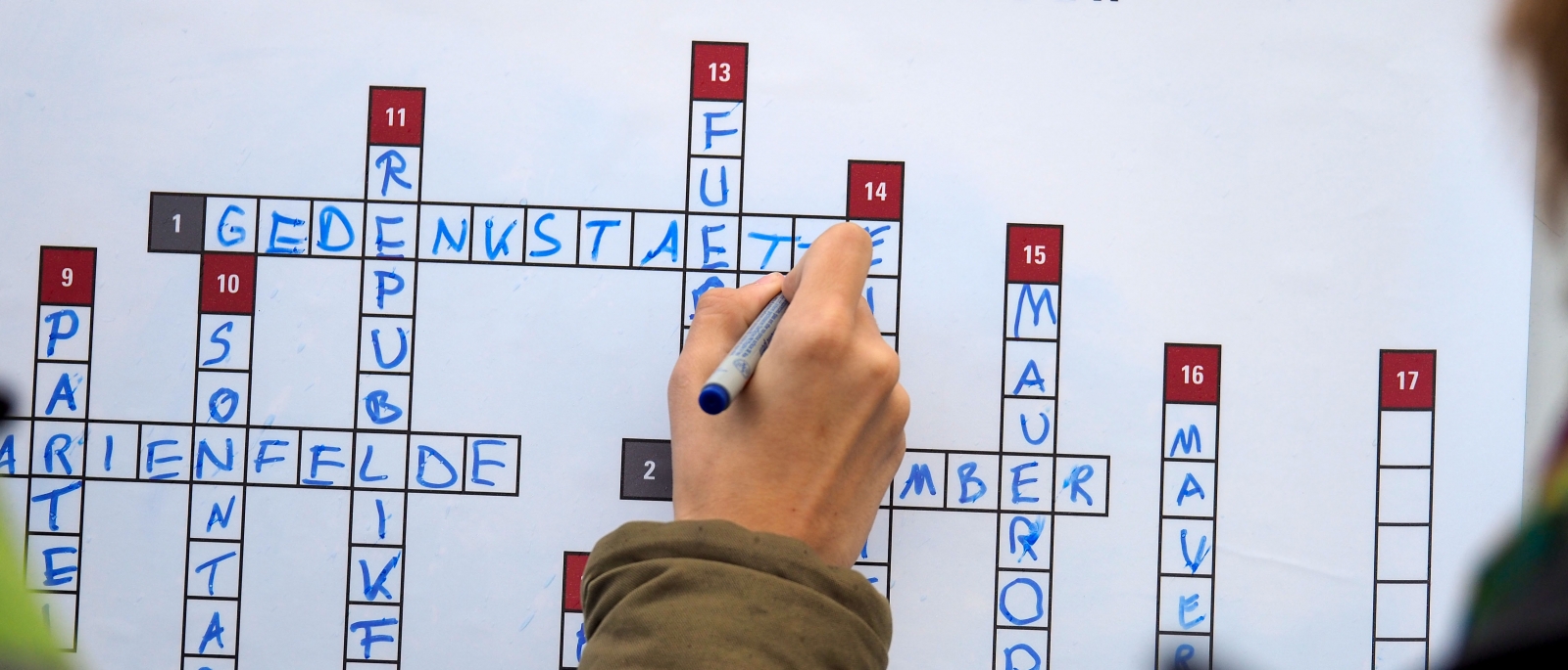 Crossword puzzle about the Foundation