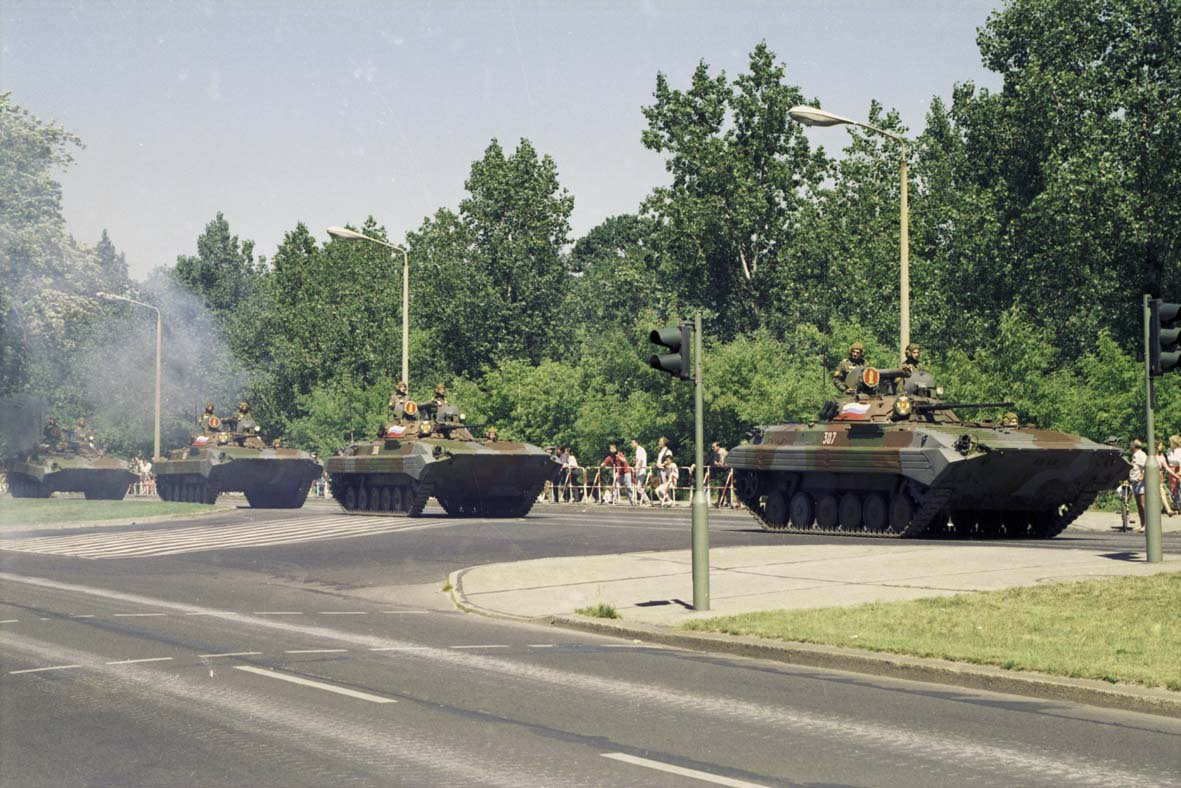 Russische Schützenpanzer in Berlin